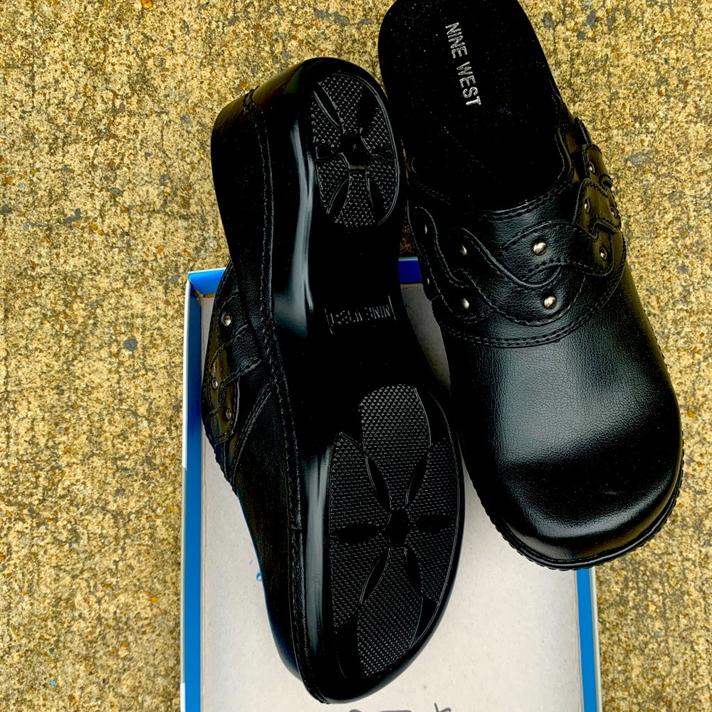 Nine West Slip on Half shoe